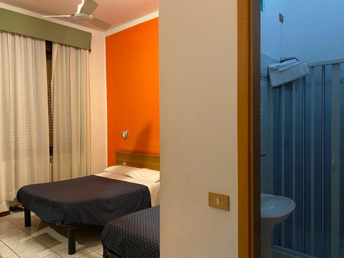 Hotel La Pace Milan Luaran gambar