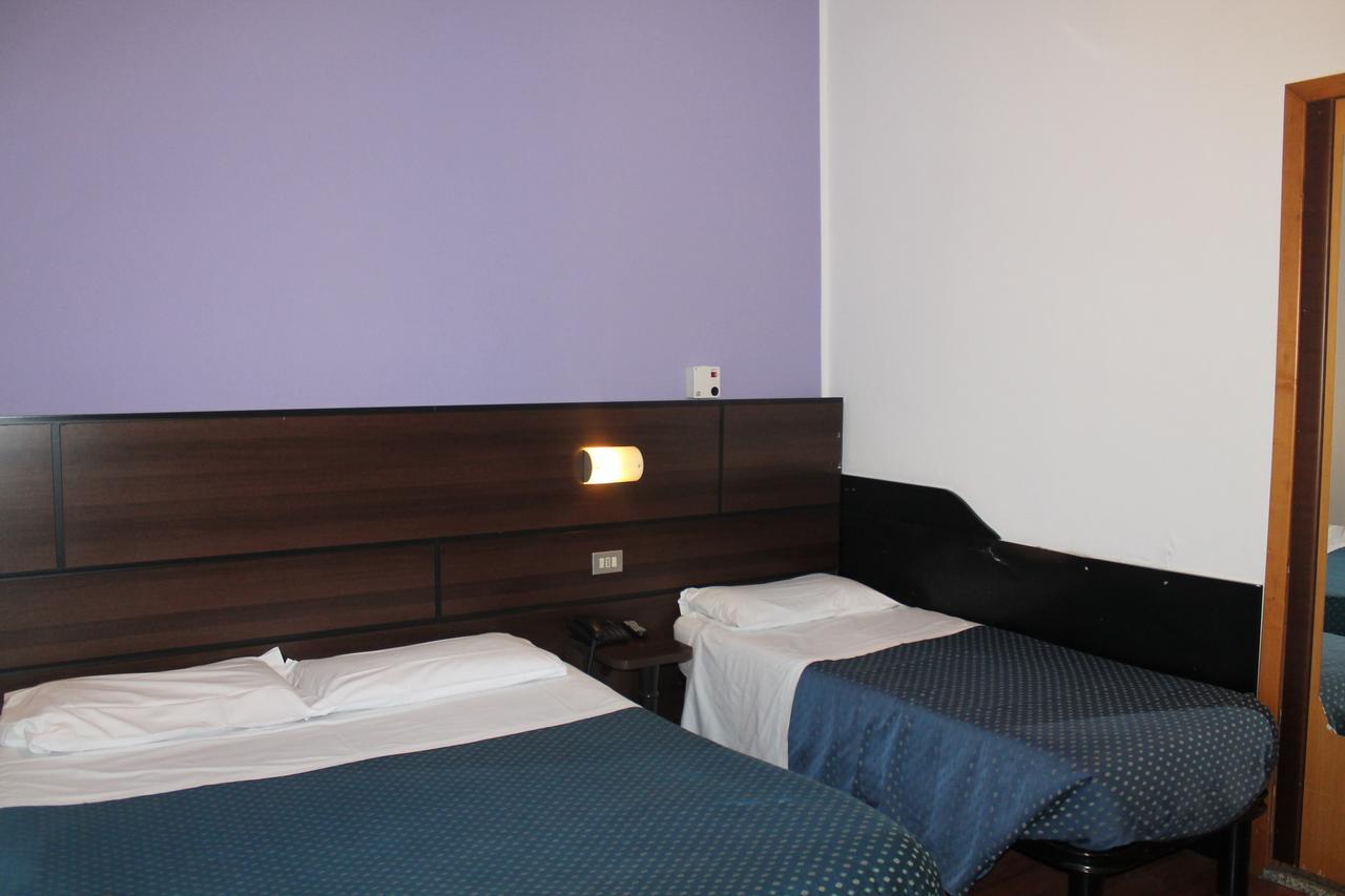 Hotel La Pace Milan Luaran gambar