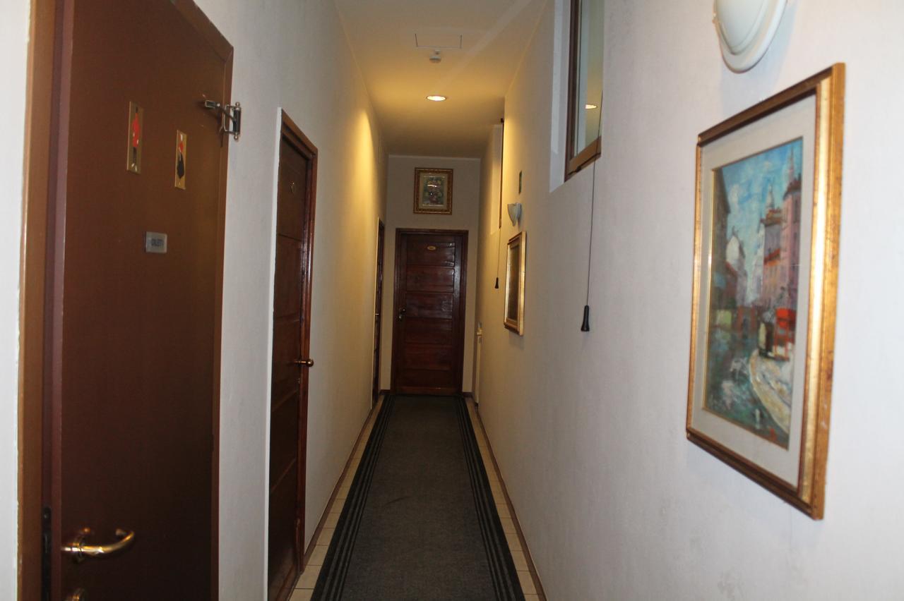 Hotel La Pace Milan Luaran gambar