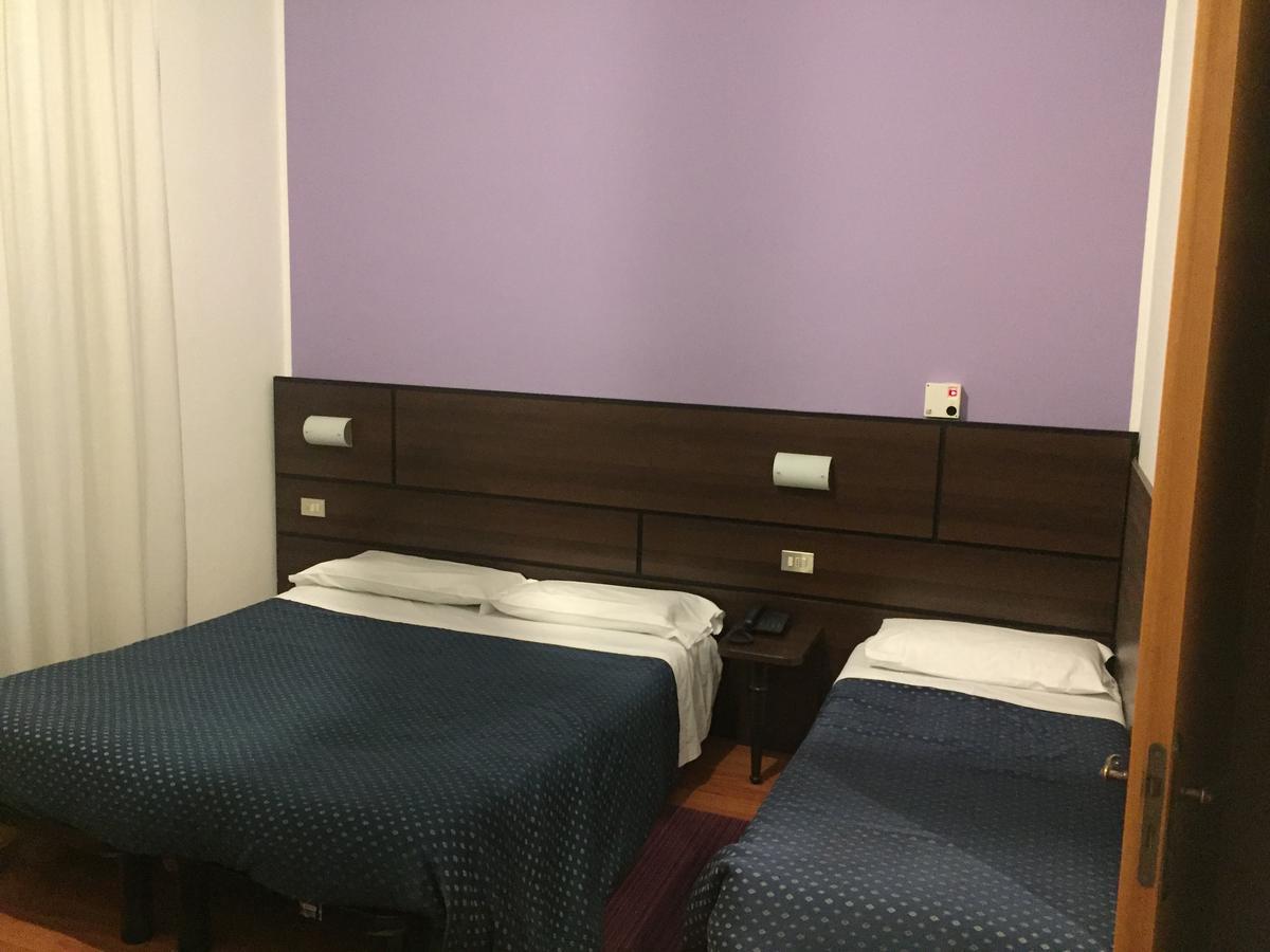 Hotel La Pace Milan Luaran gambar